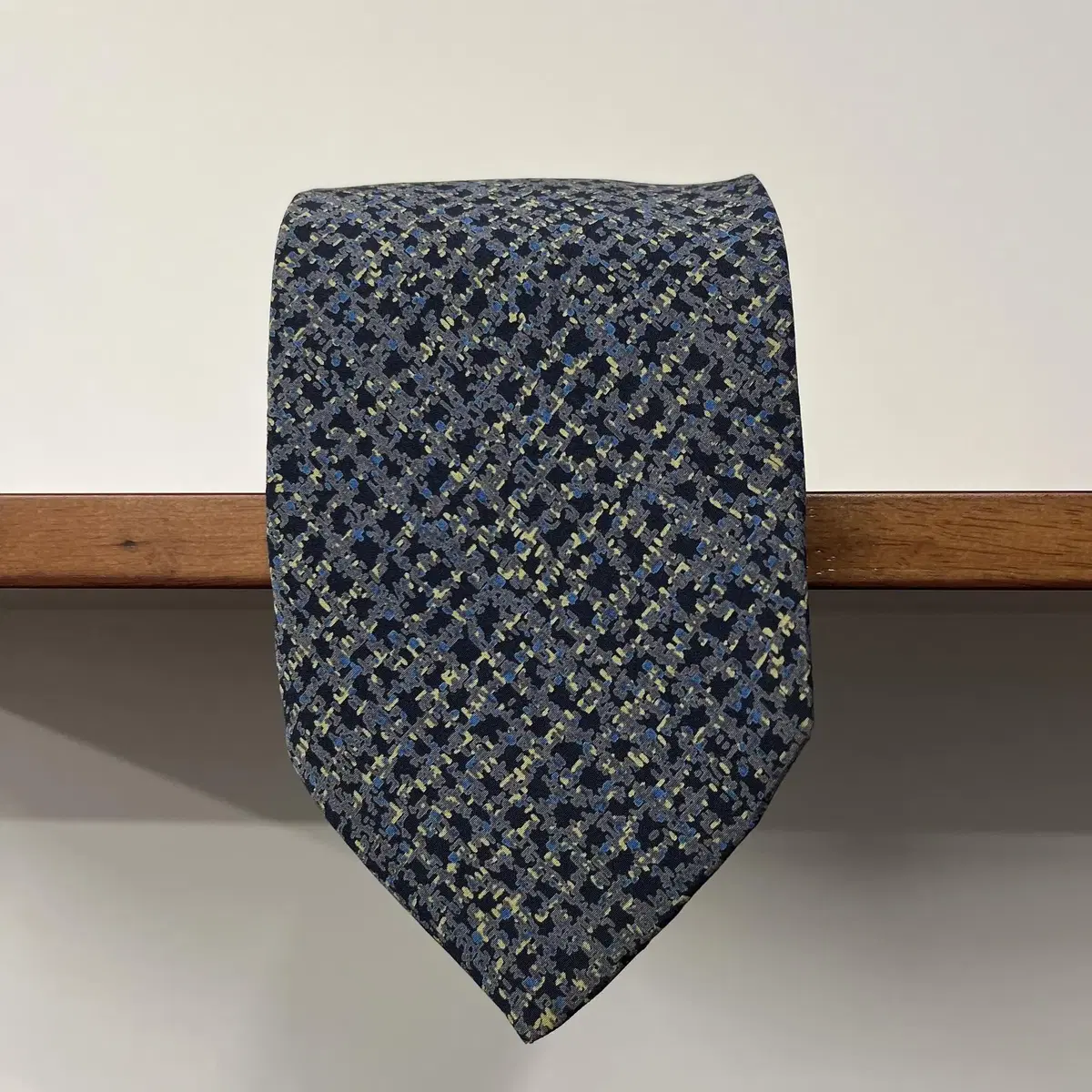 ISSEY MIYAKE silk tie ( made in JAPAN )