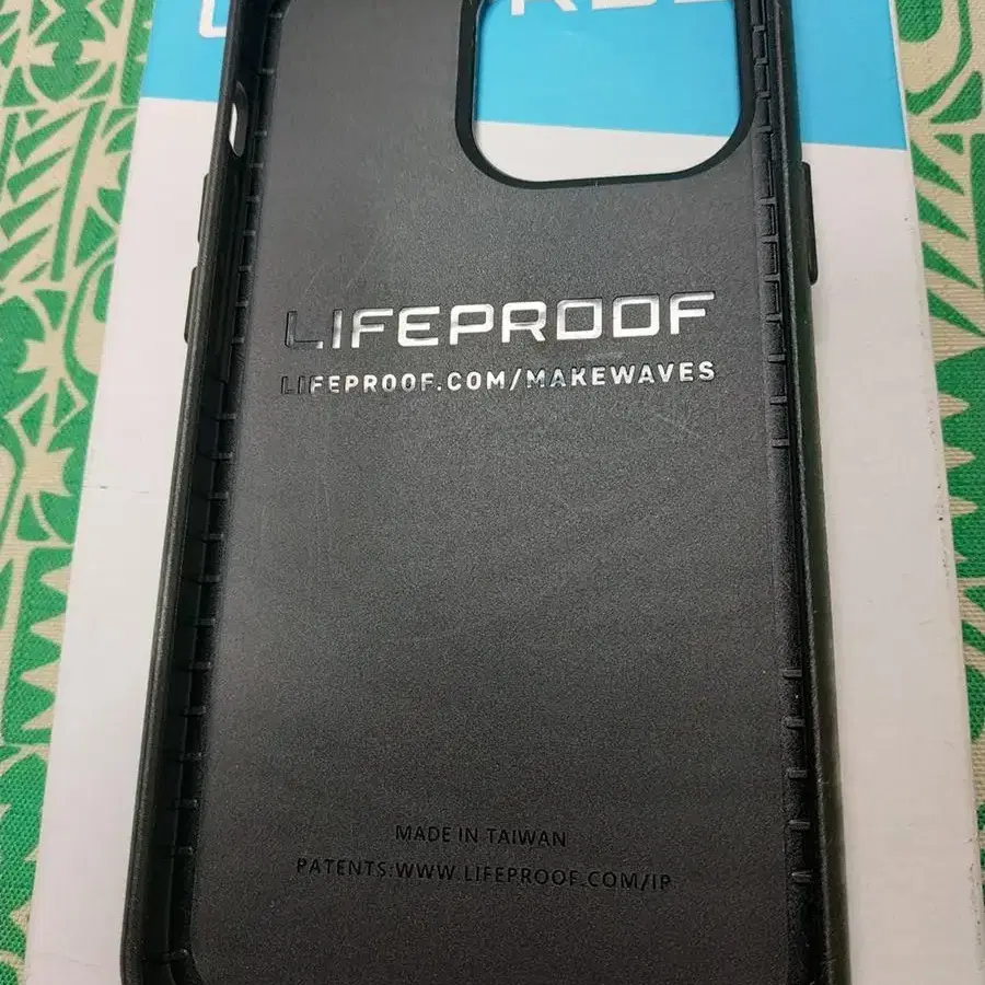 아이폰13프로 전용 오터박스 정품 Lifeproof 케이스