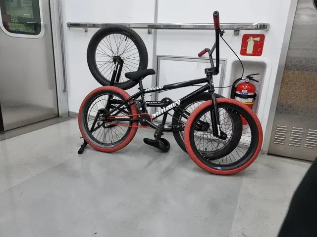 슈레드 선데이 bmx 판매합니다