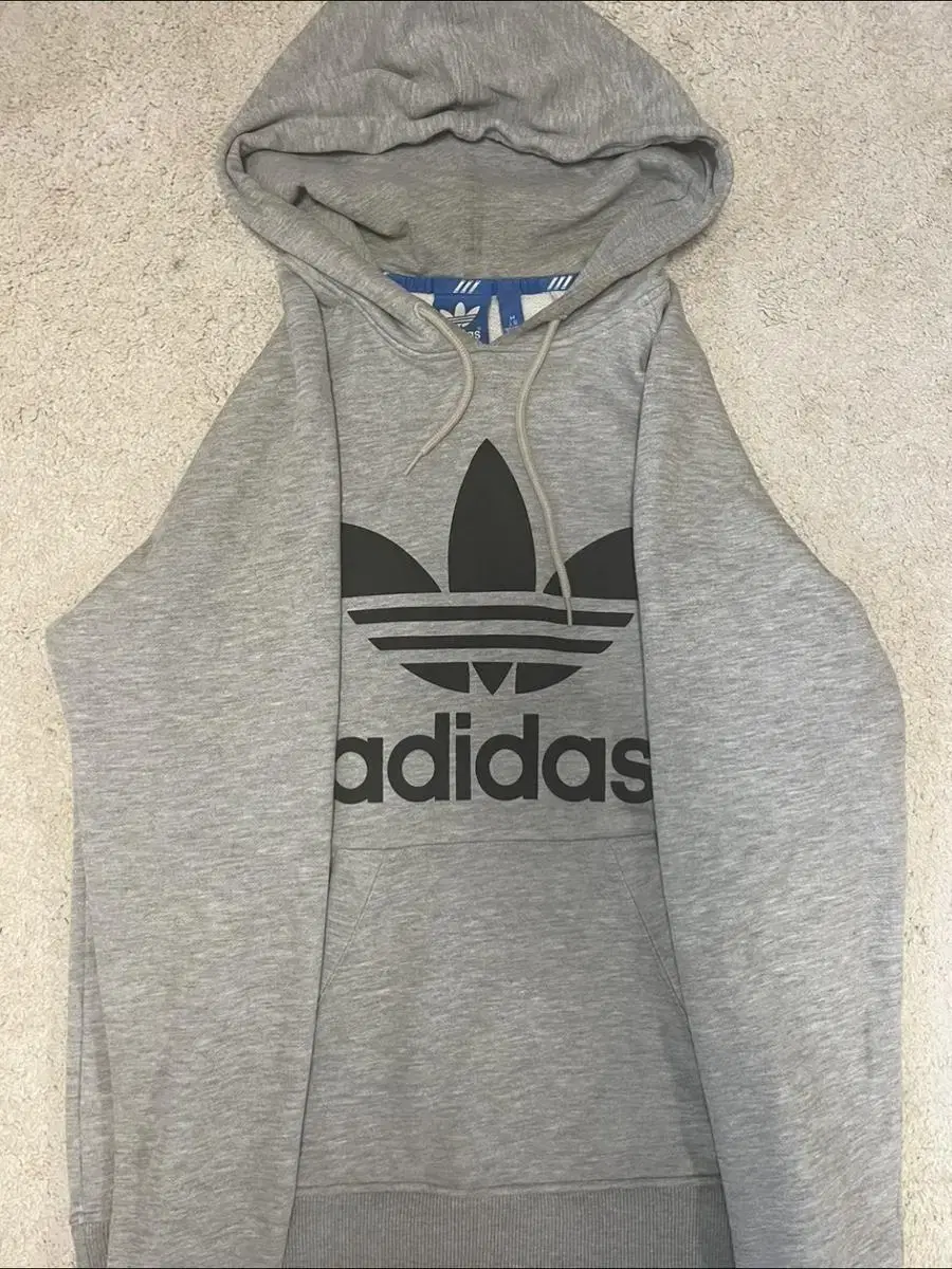 Adidas hoodie m gray