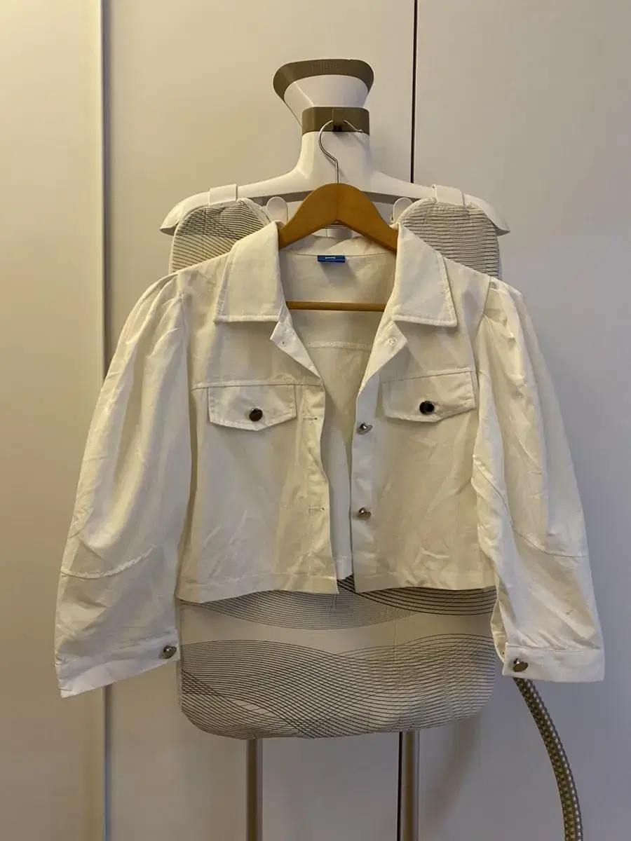 Crop jacket Crop shirt Puff shirt Short jacket