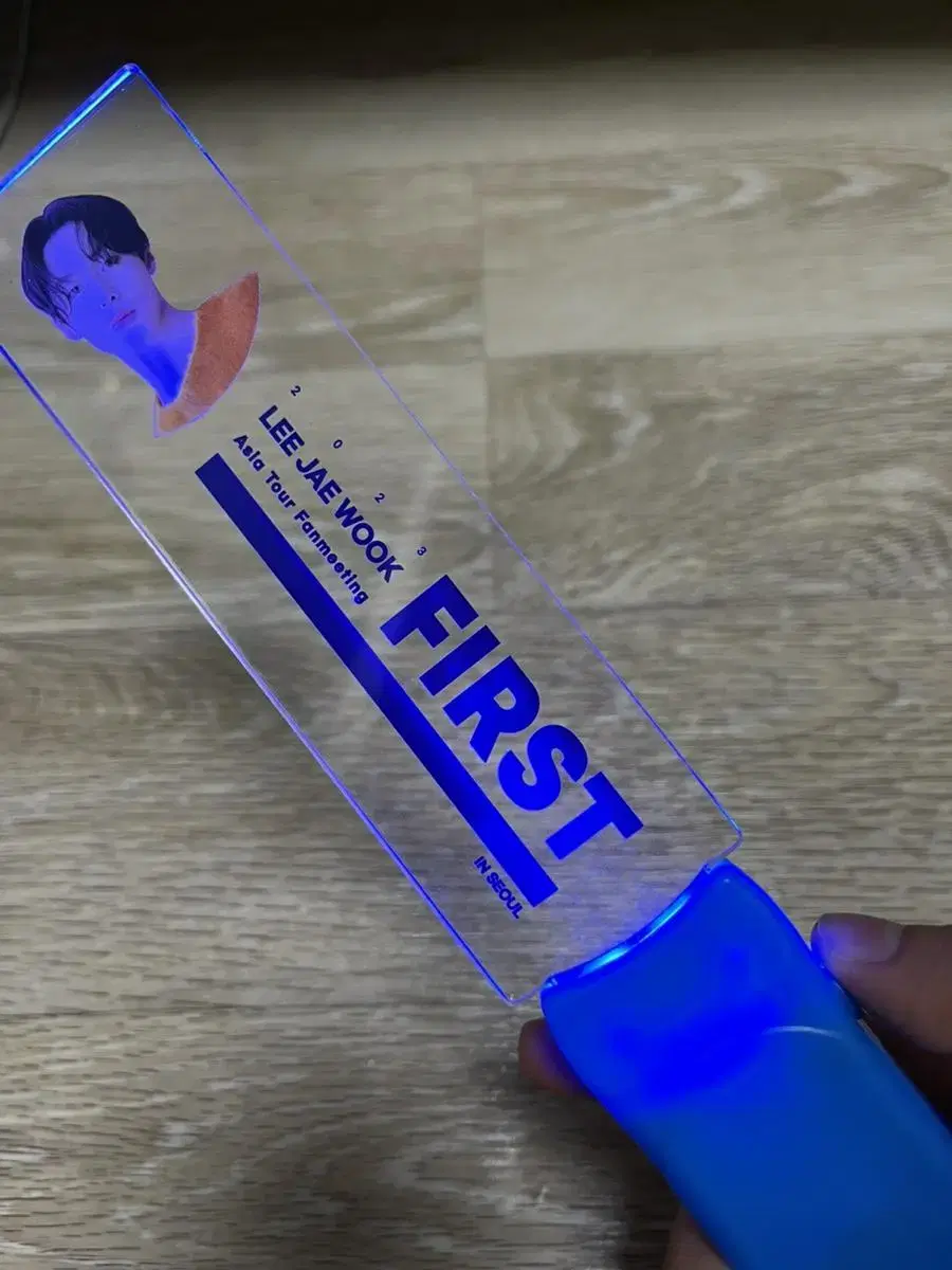 Jae Wook Lee First fanmeeting Lightstick