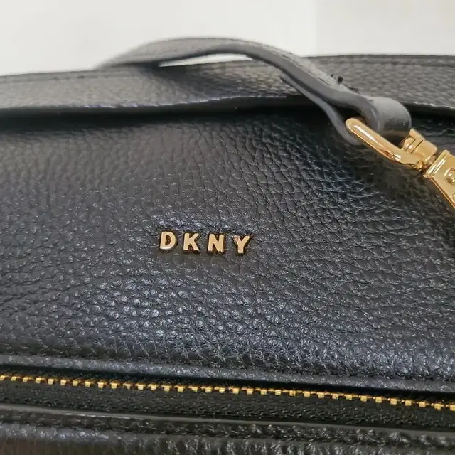 DKNY 도나카란 뉴욕 레더 100% 소가죽 토트 크로스백 새상품