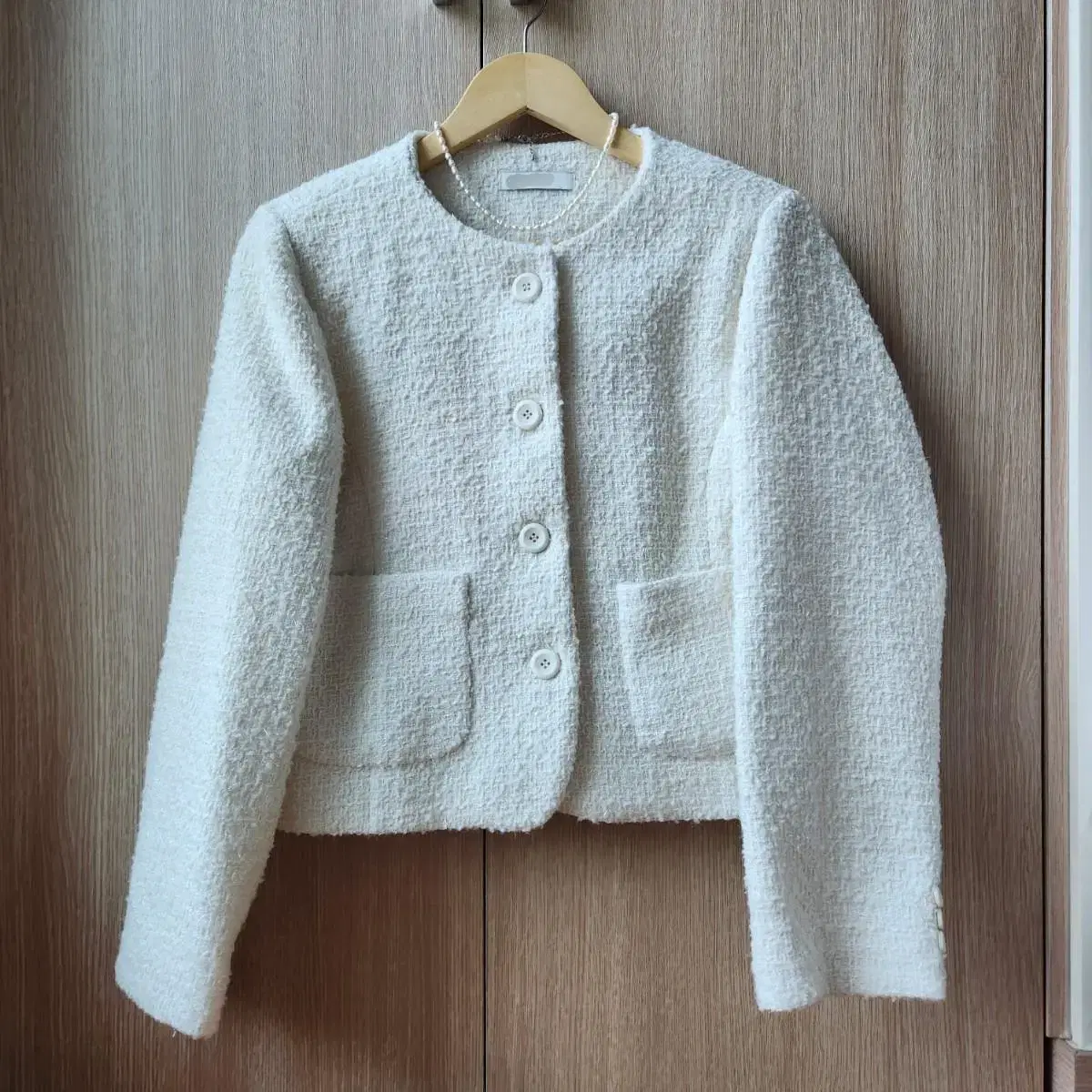 No-collar ivory tweed jacket (ivory)