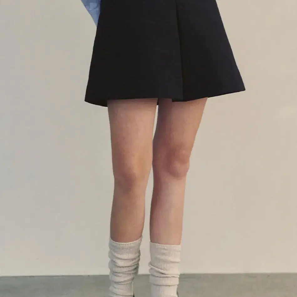 앤유 MAILI A-Line Skirt 1사이즈 새상품