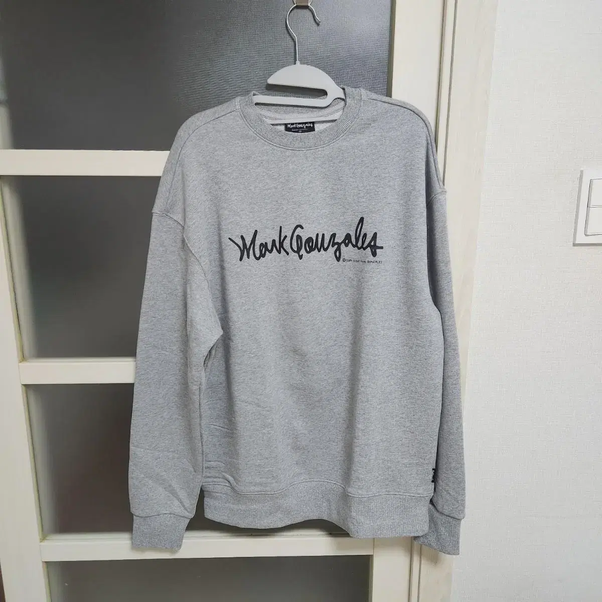 와릿이즌 SIGN LOGO SWEATSHIRT GRAY M