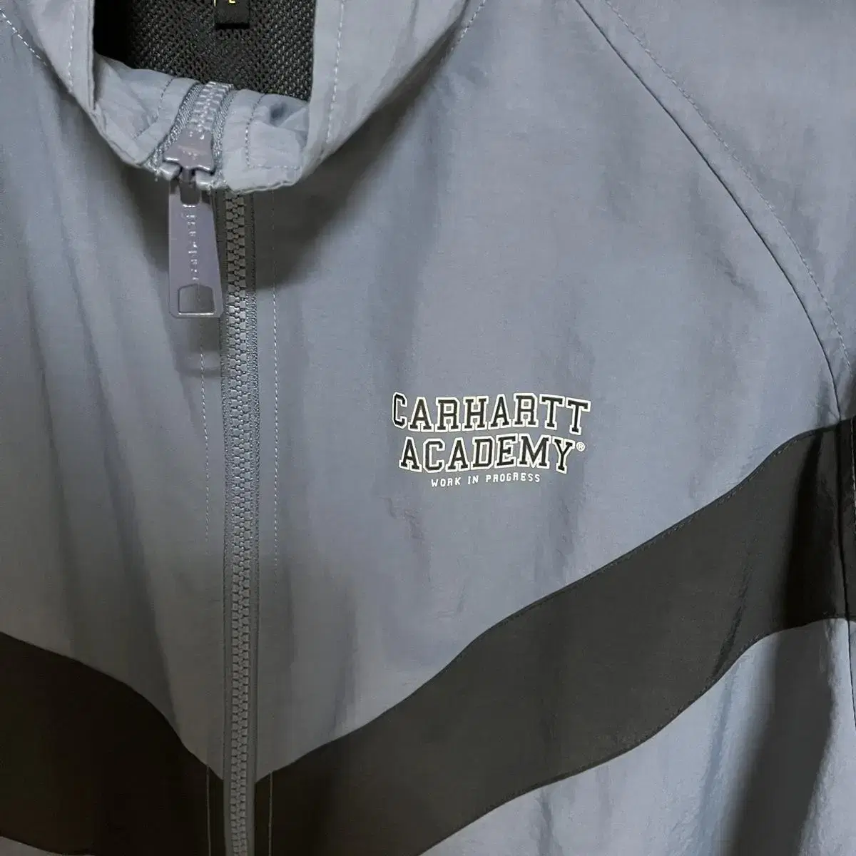 carhartt wip academy jacket L사이즈 21만>9만