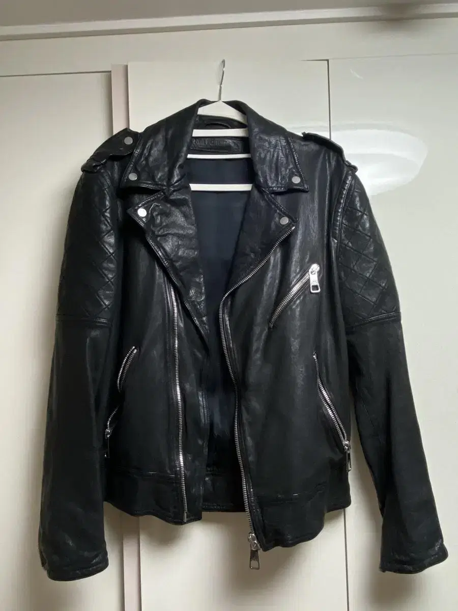 Nilvarette Leather Jacket