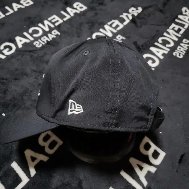 Newera NYC Black cap