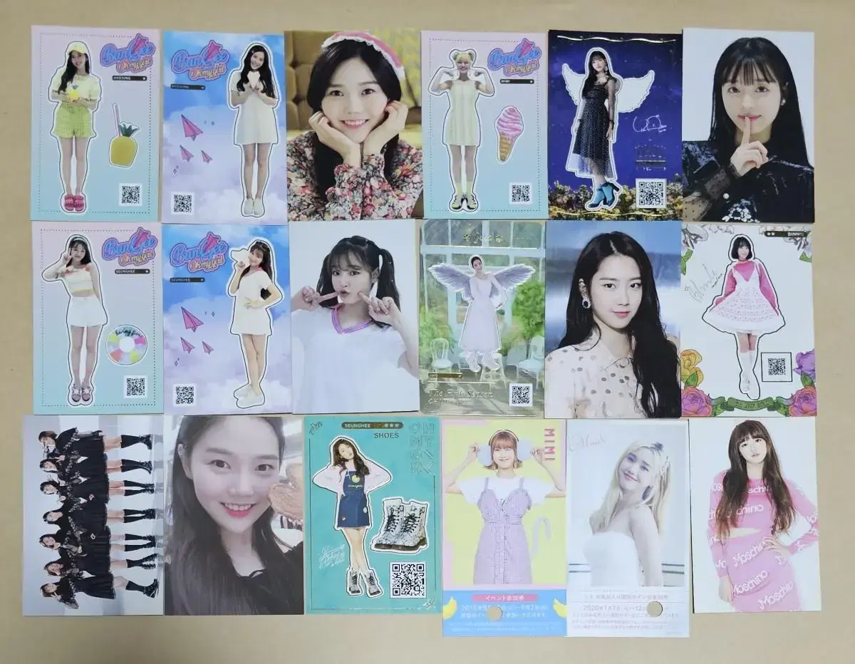 Oh my girl album photocard WTS