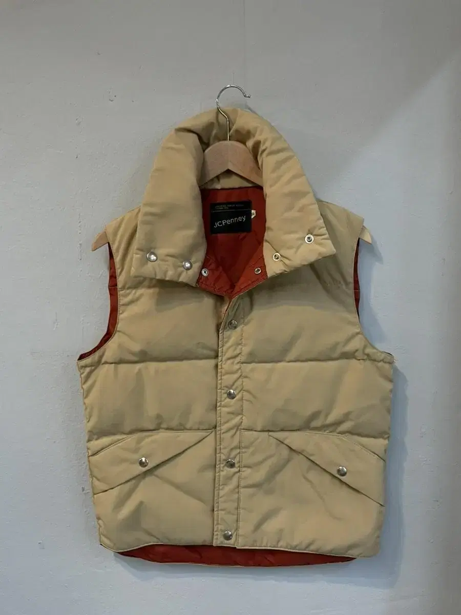 S) 80's JCPenny Beige Puffer Vest