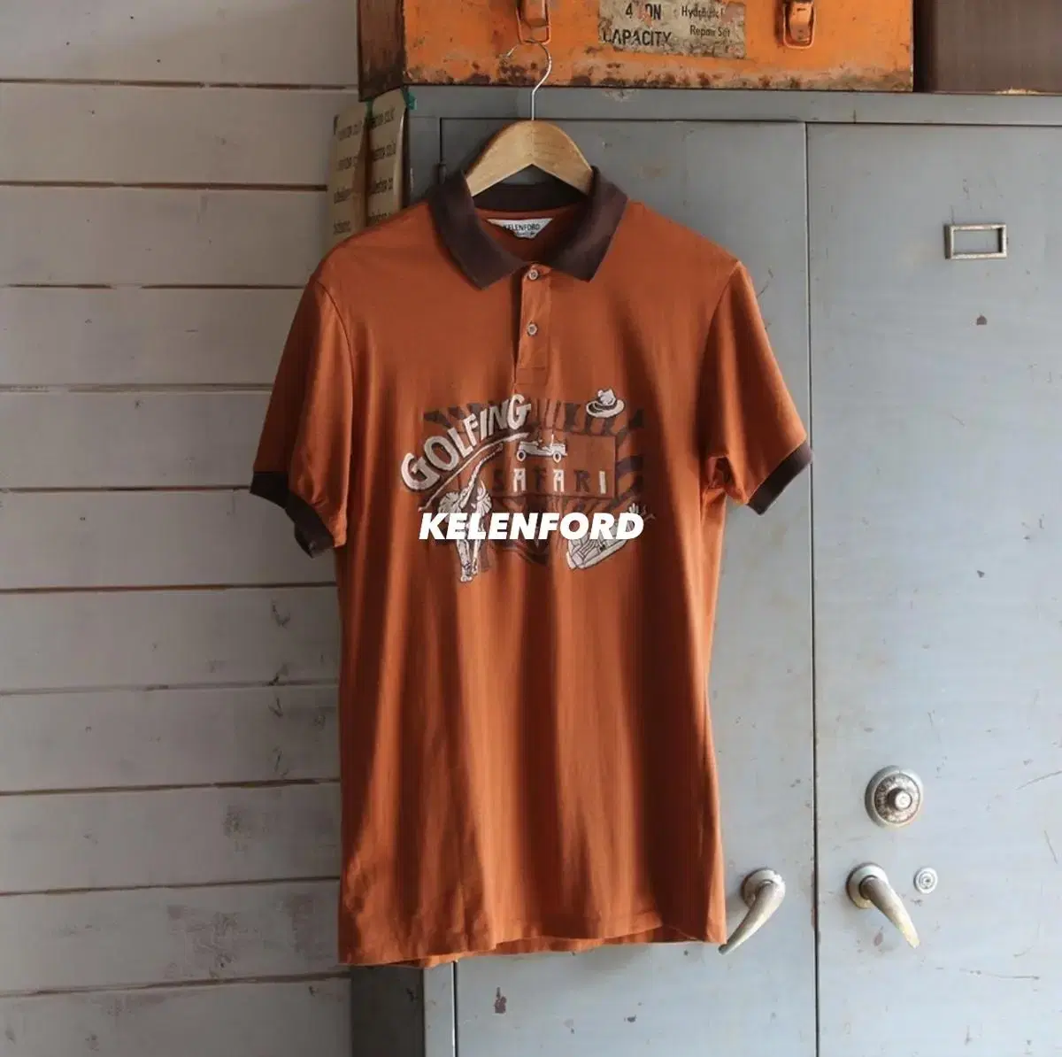 (Worn) KELENFORD Safari Short Sleeve kara T-shirt (M)