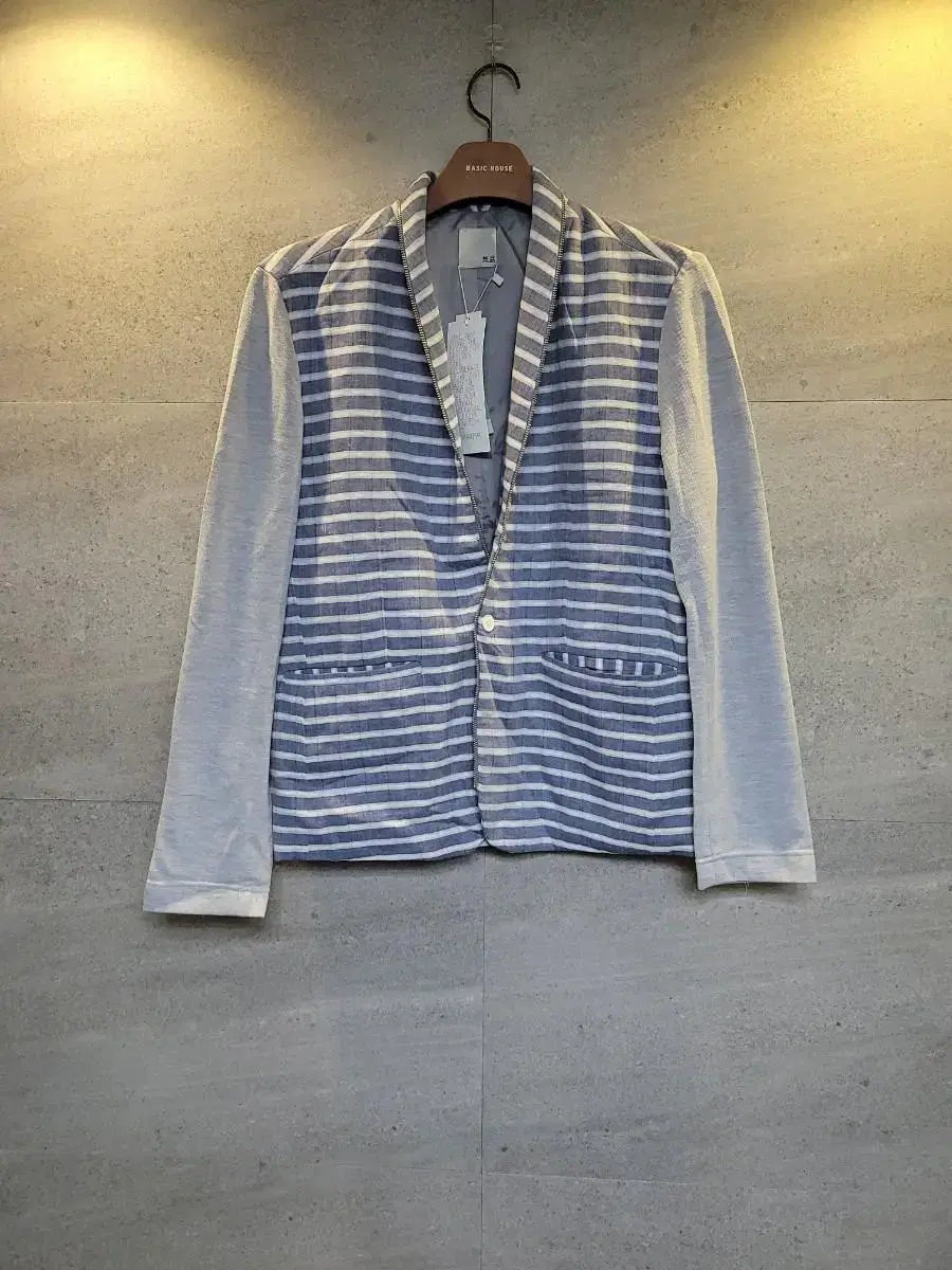 Striped zip kara! Colorblocked blazer jacket!