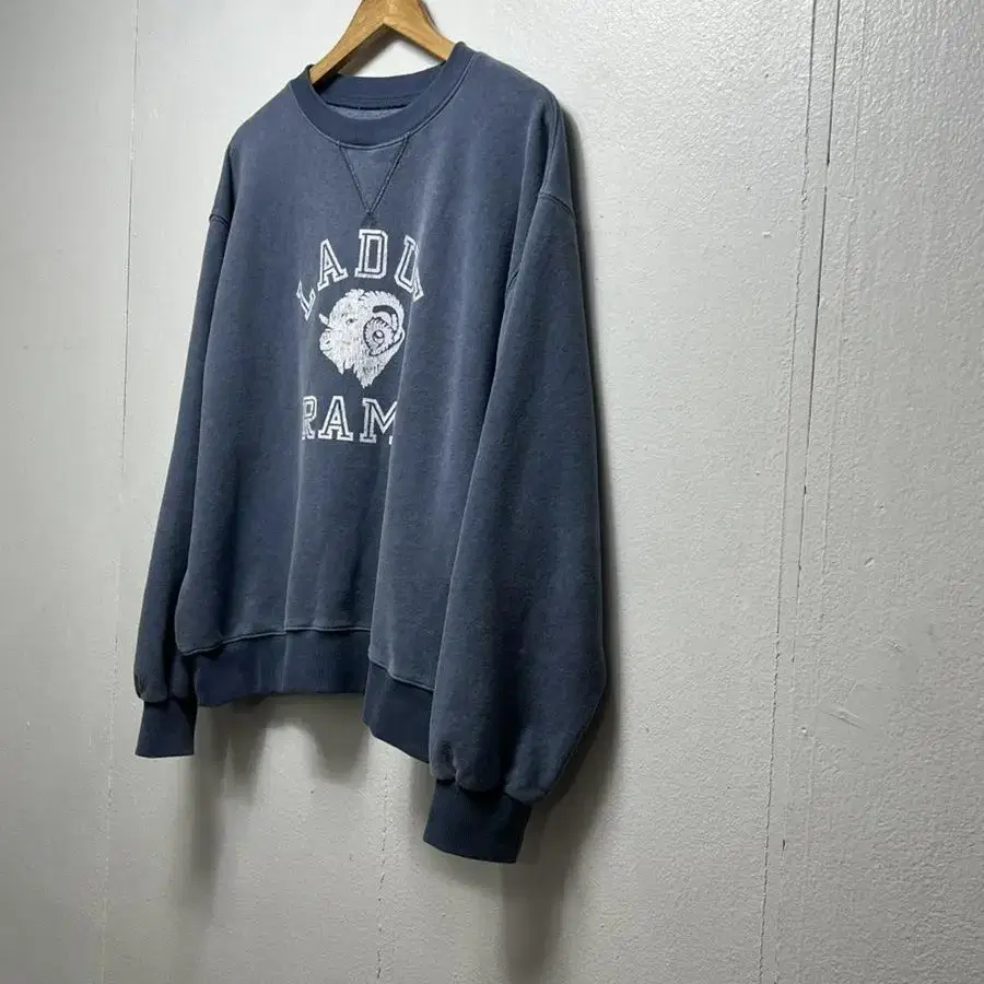 Vinatage Sweat. Dark Blue