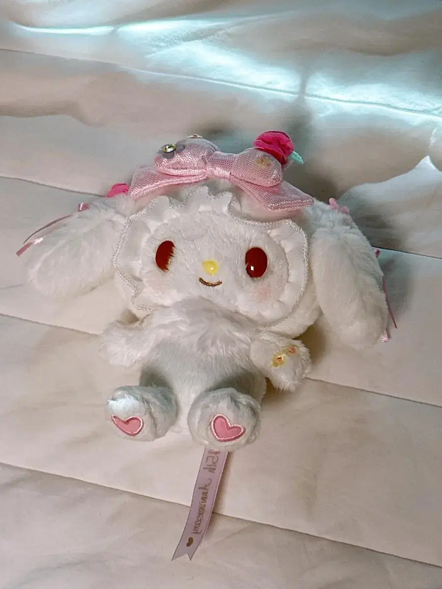 White My Melody WTS