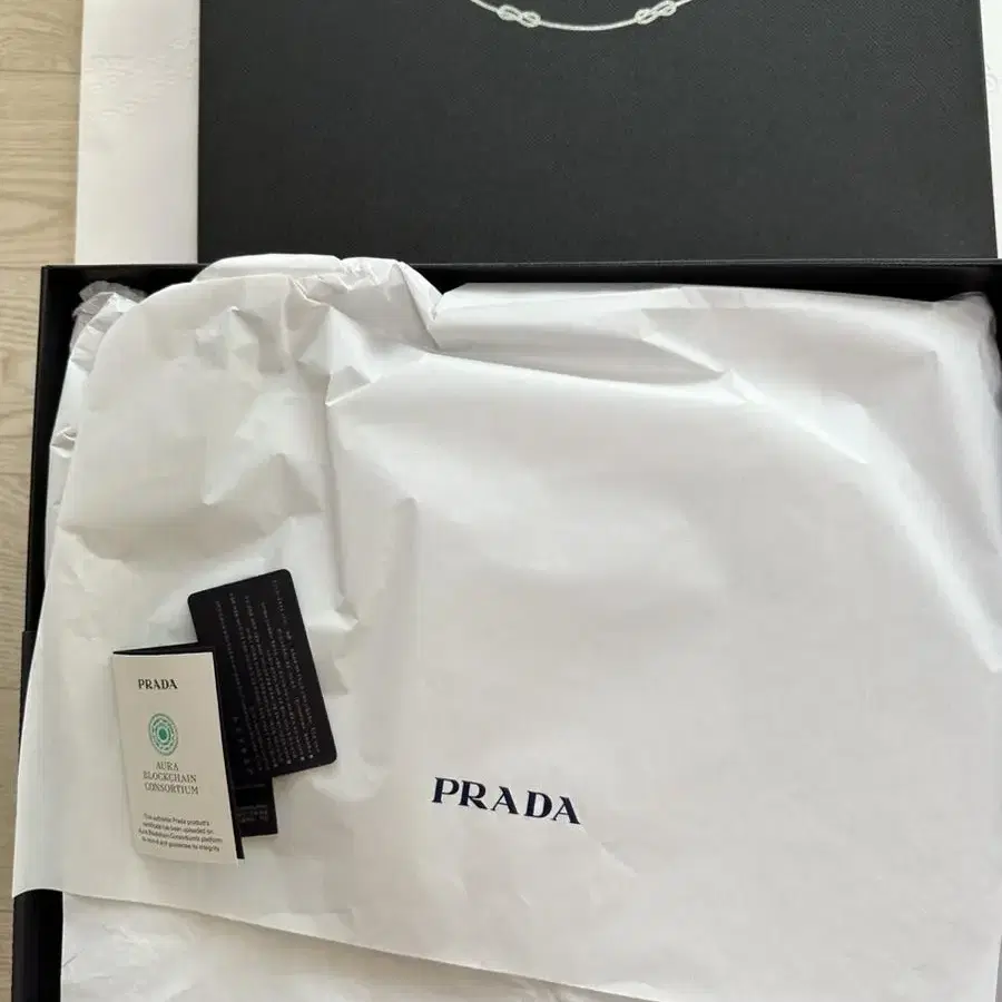 (UK8 / UK8.5) 프라다 PRADA / 청키 스니커즈