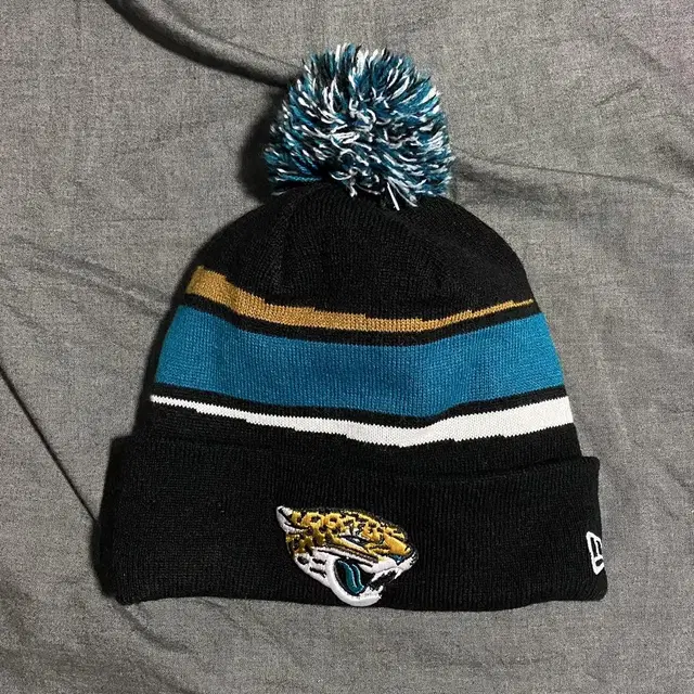 NFL X NEWERA JJ Pom Beanie Sz O/S