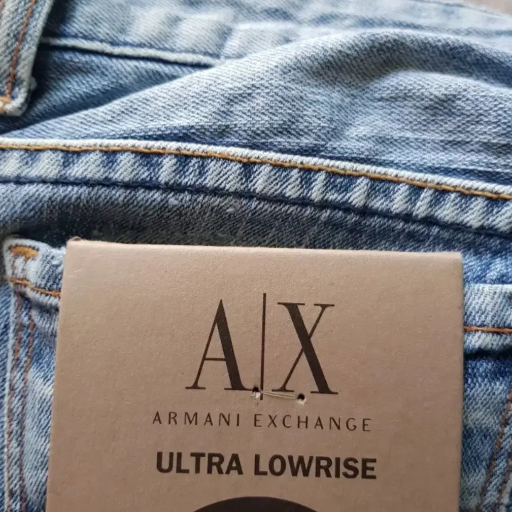 새제품 made in USA ARMANI EXCHANGE 스판 데님팬츠