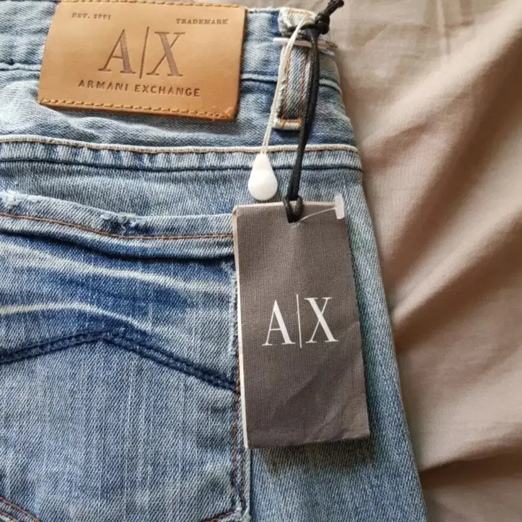 새제품 made in USA ARMANI EXCHANGE 스판 데님팬츠