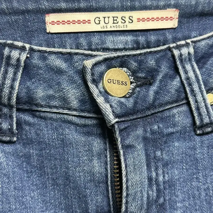 GUESS 청바지