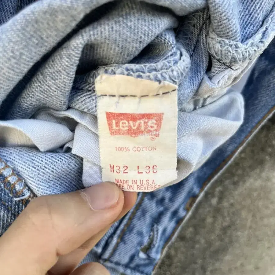 90s 501xx Vintage Levis(31)