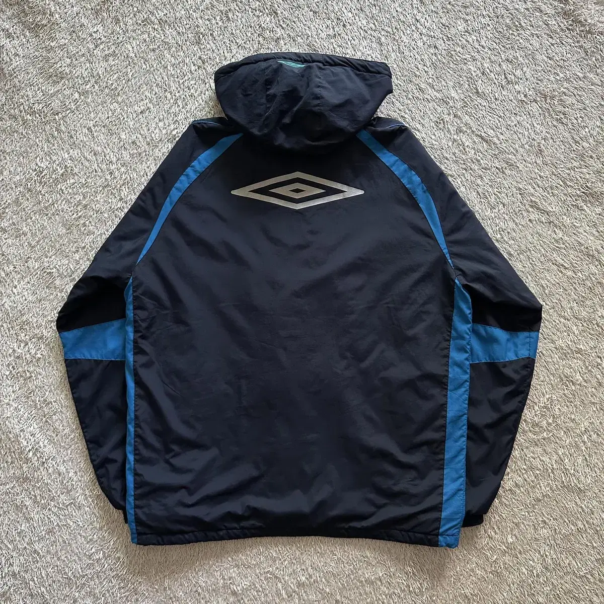 [2XL] 엄브로 UMBRO 올드스쿨 백로고 기모 후드 바람막이 자켓