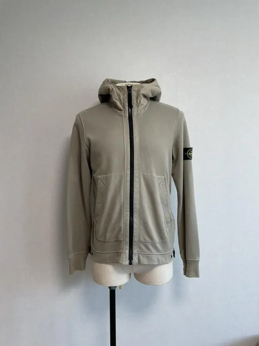 STONE ISLAND hoodie jacket