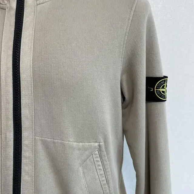 STONE ISLAND hoodie jacket