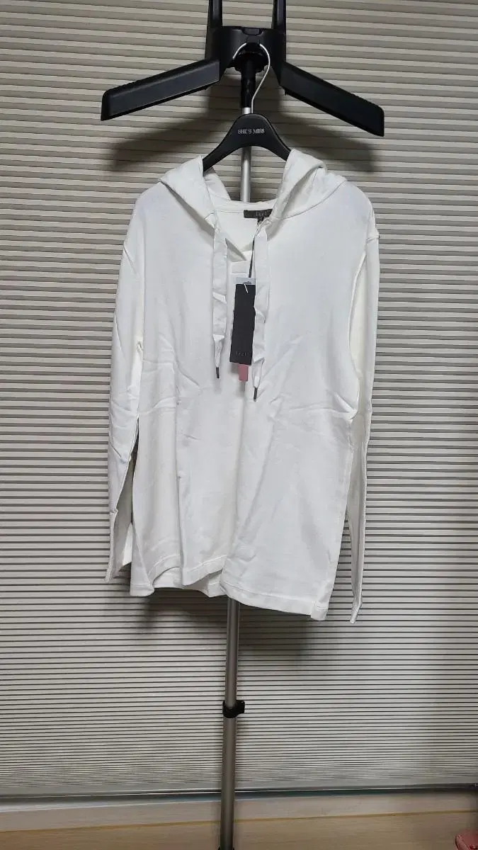 Isabel Hoodie Size 55 New