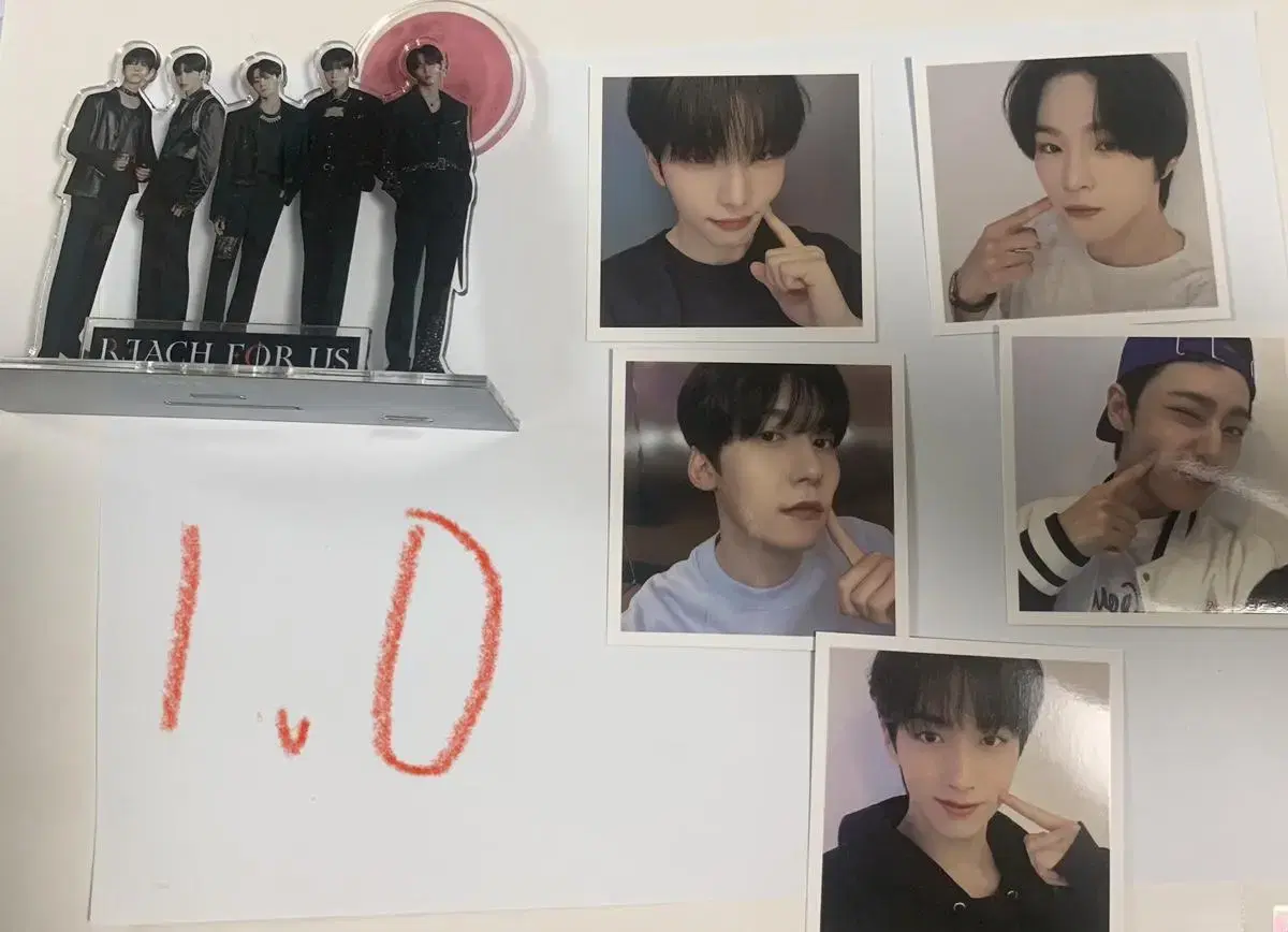 Oneus Concert acrylic stand postcard Photo WTS