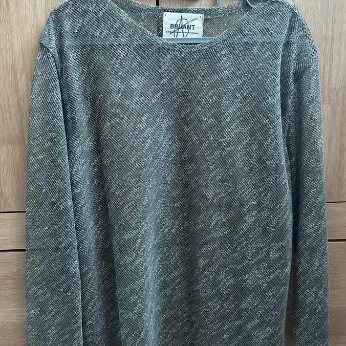 브루앙 MESH NEP YARN L/S SID TOP