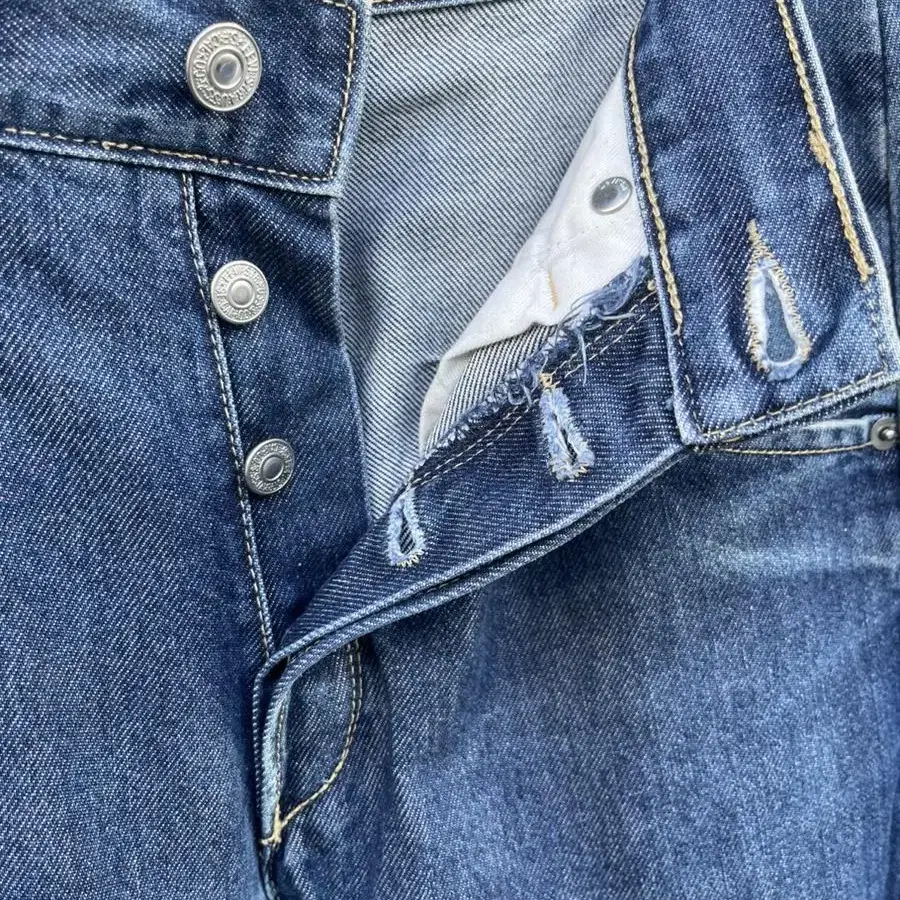 00s Engineered Vintage Levis(30)