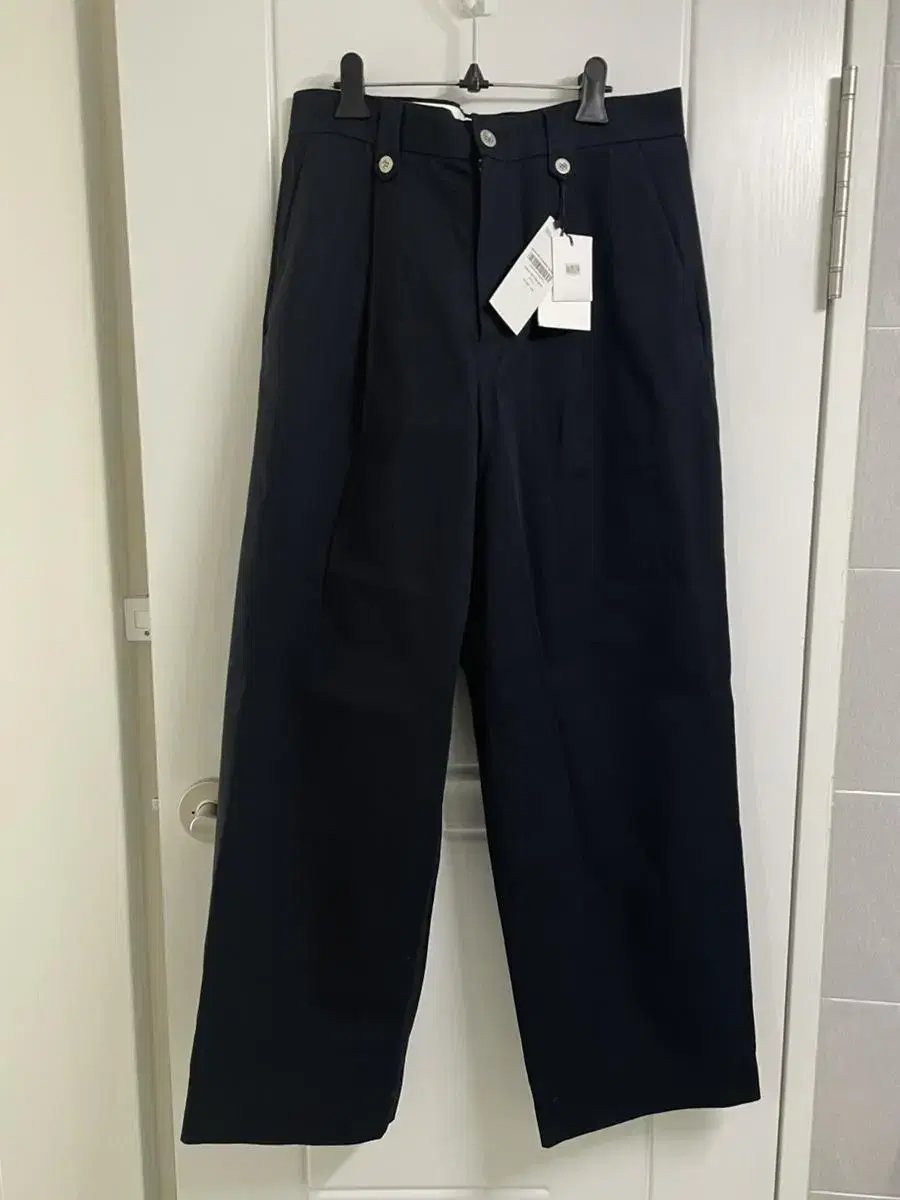 Maritime Wide One Tuck Pants / Cotton Pants