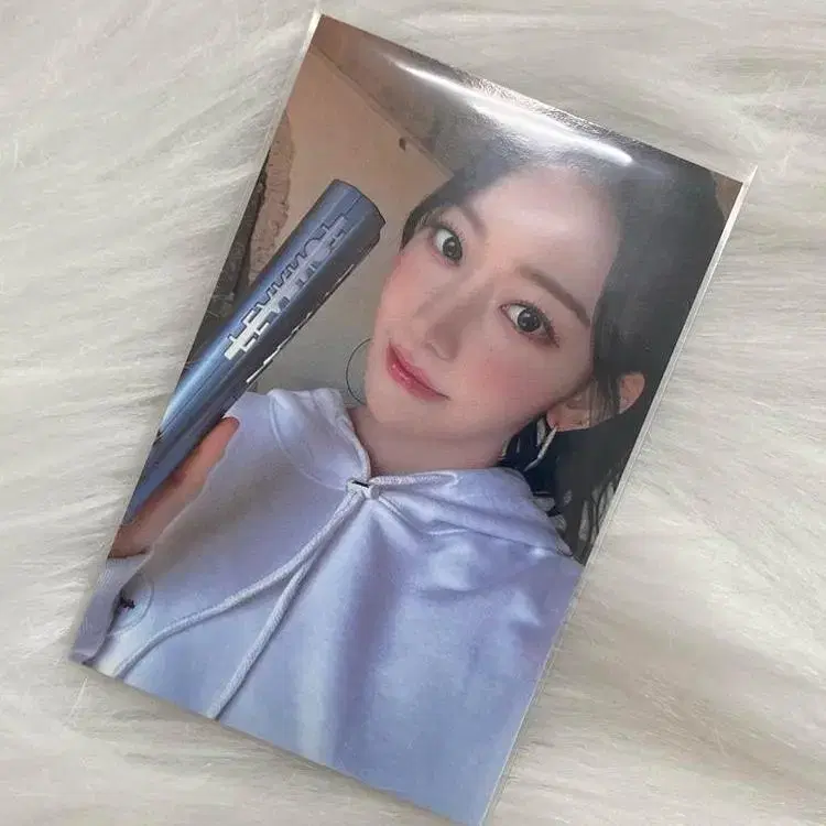 le sserafim fanmeeting pierrezone photocard sakura sakura