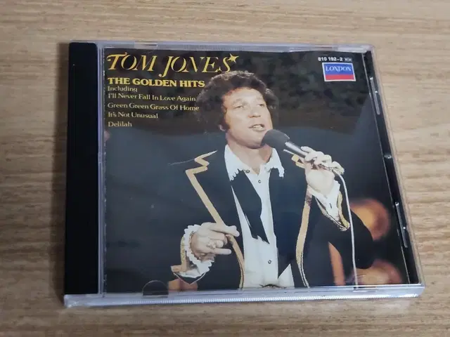 Tom Jones - The Golden Hits