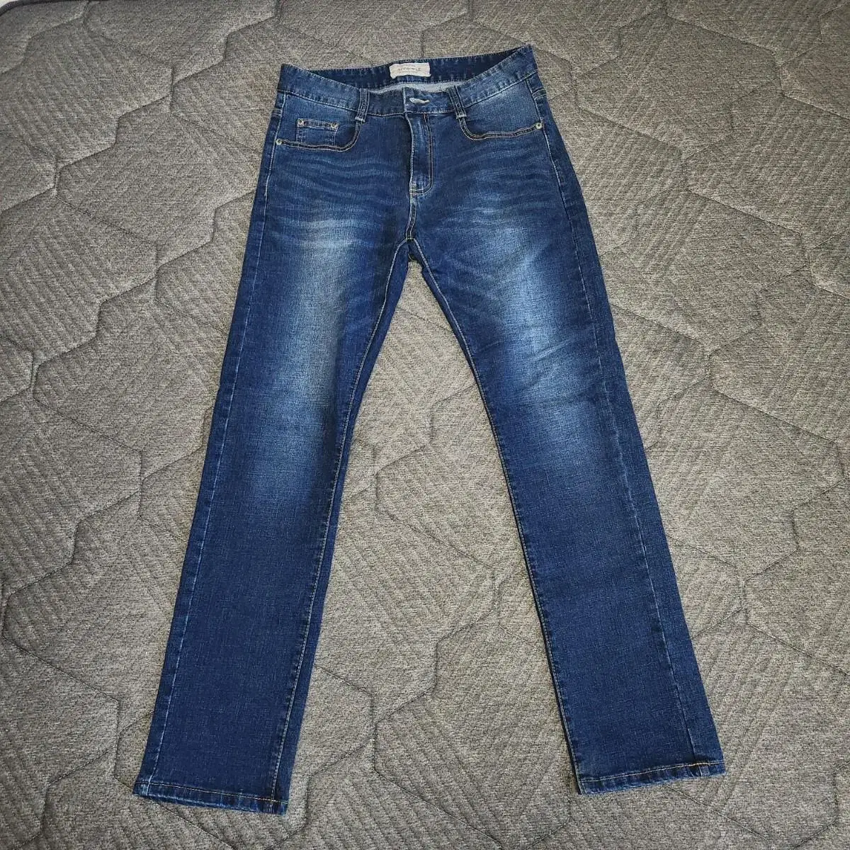 Straight Fit Medium Blue Jeans Denim