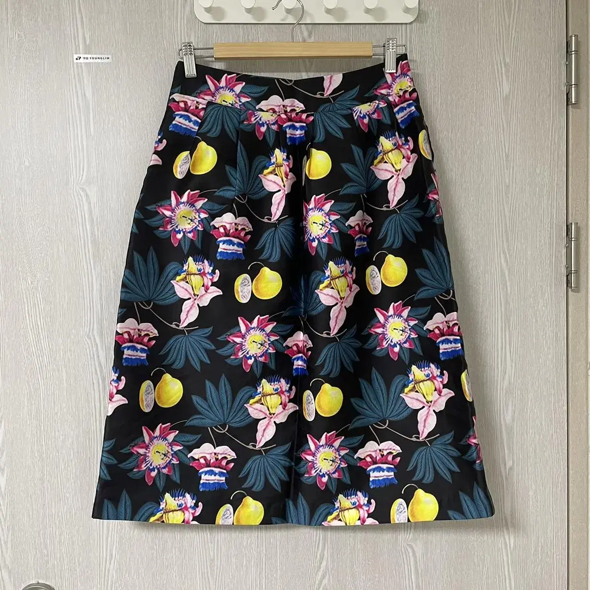 Floral A-line skirt