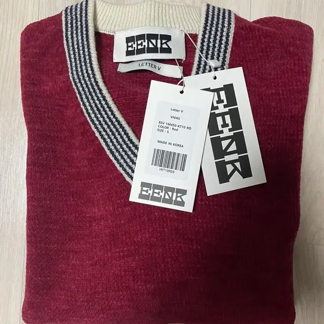 EENK V-Neck Knit (RED) / 잉크 브이넥니트 레드