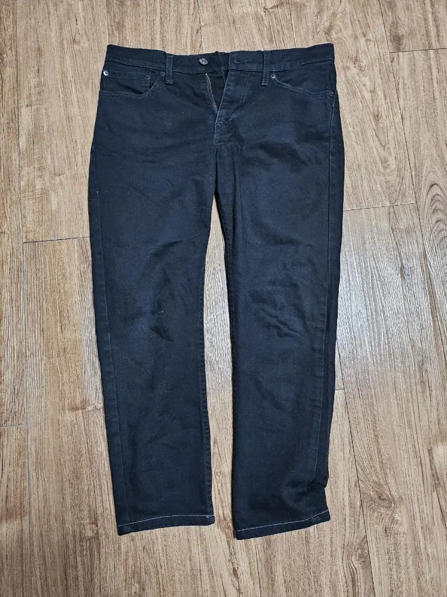 Men's Levi's Black Jin 511(size 31, slim fit)