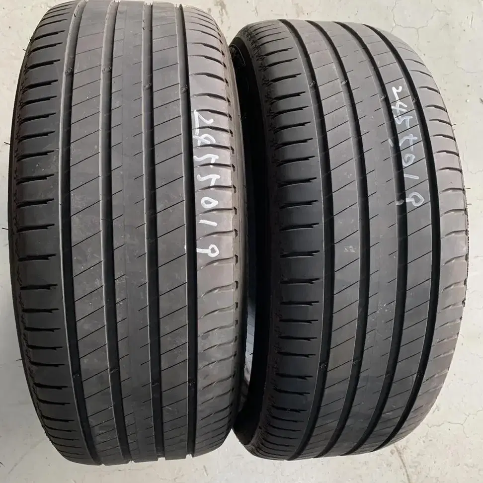 245/50R19 중고T