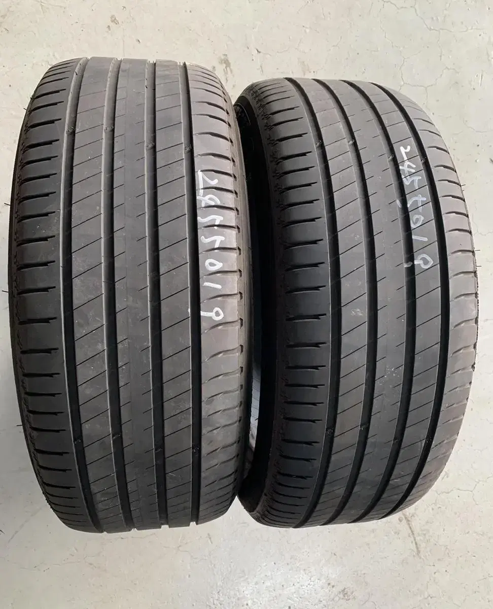 245/50R19 중고T