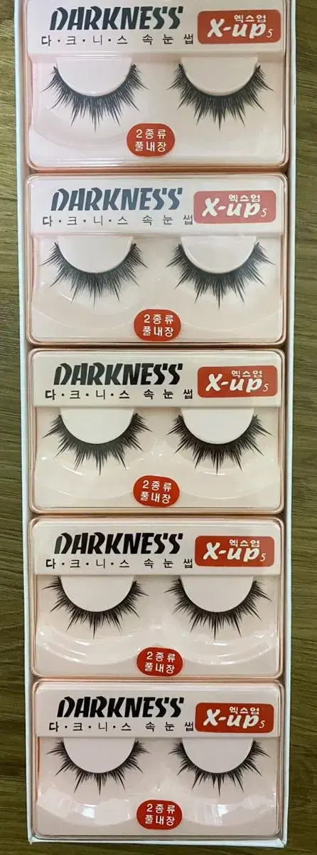 Darkness Eyelashes X-UP5 (10 pieces per set)