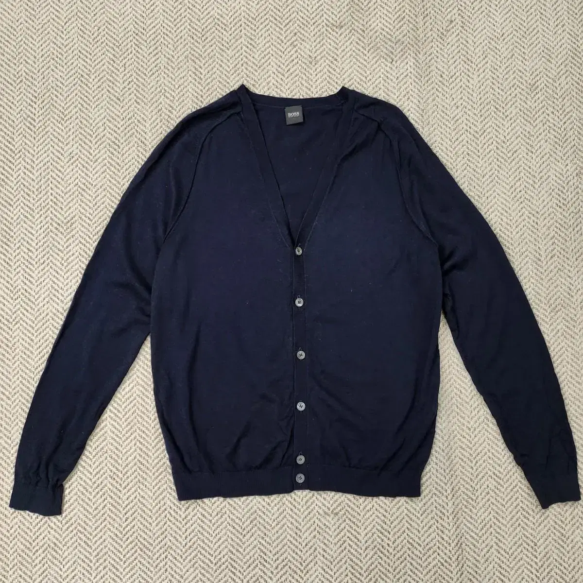 100 Hugo Boss Cashmere Cardigan