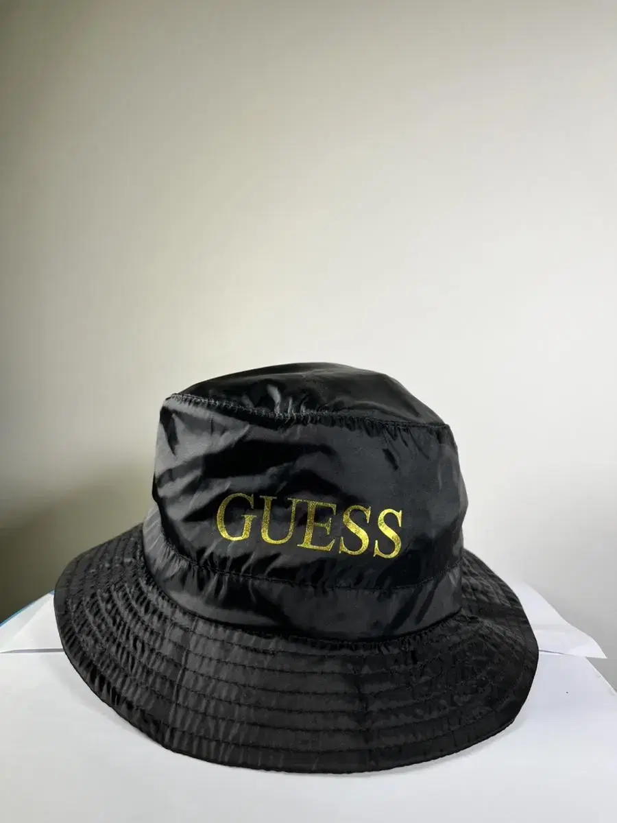 빈티지모자) GUESS 버킷햇 모자