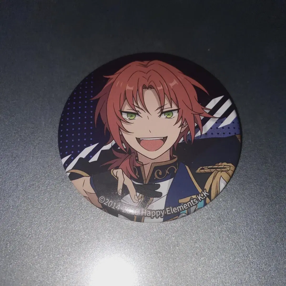 Angsta Tsukinaga sells Leo Oshi canbadges wts 