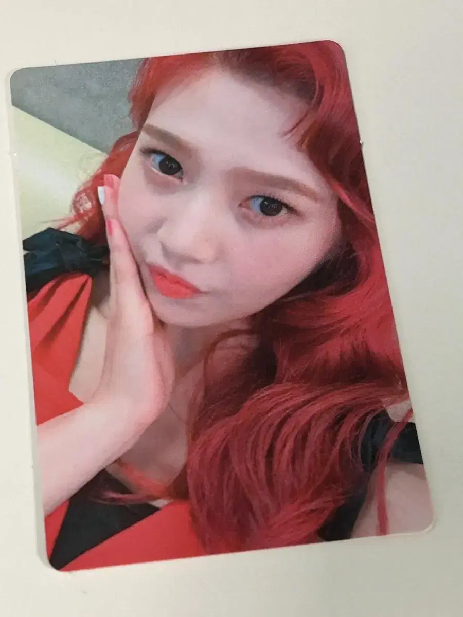 Red Velvet celebrates its third anniversary photocard joy