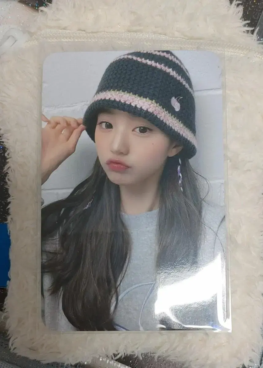 Ive jang wonyoung kirsh 2nd photo card for sale.