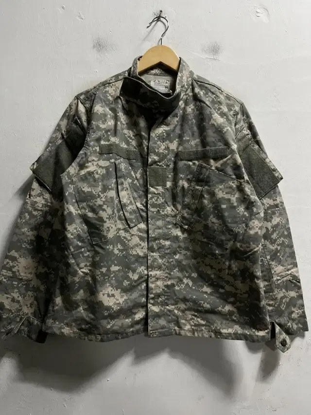 (95-100)US ARMY 미군 ACU 카모 밀리터리 상의 야상자켓