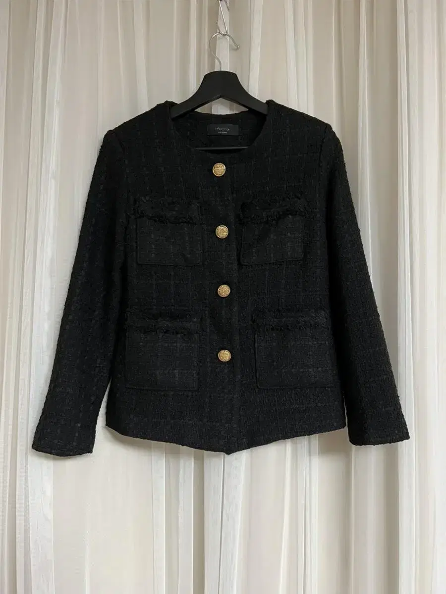 Round Gold Button Tweed Jacket [New Item]