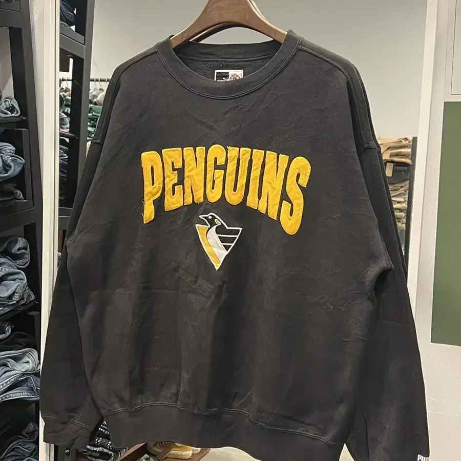 Puma 푸마 NHL PENGUINS 스웻셔츠